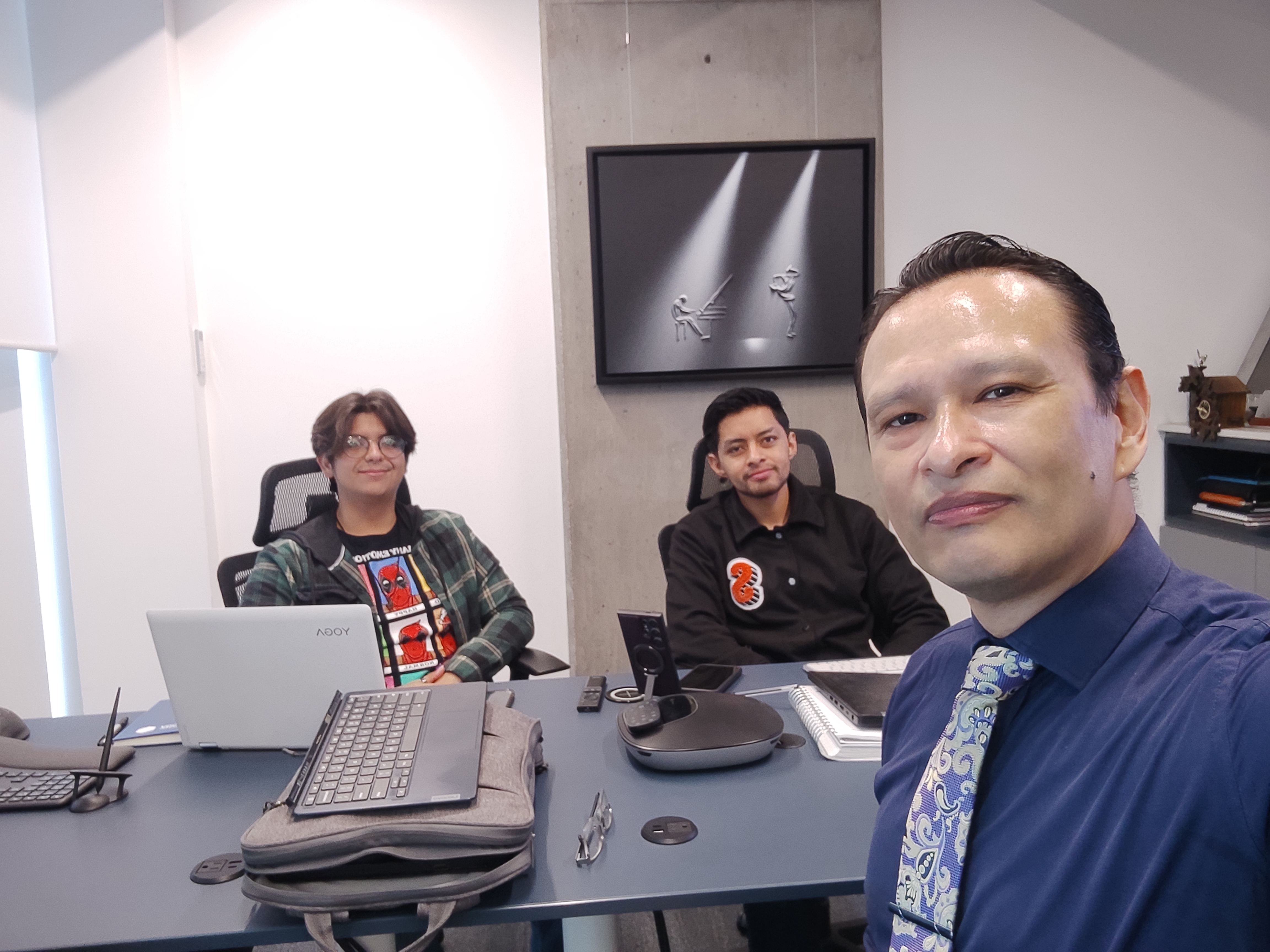 Reunión en ADCO para agente de decisión inteligente